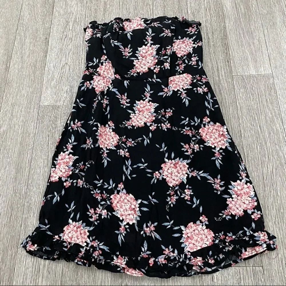 Skylar + Madison Strapless Black Floral Tube Mini